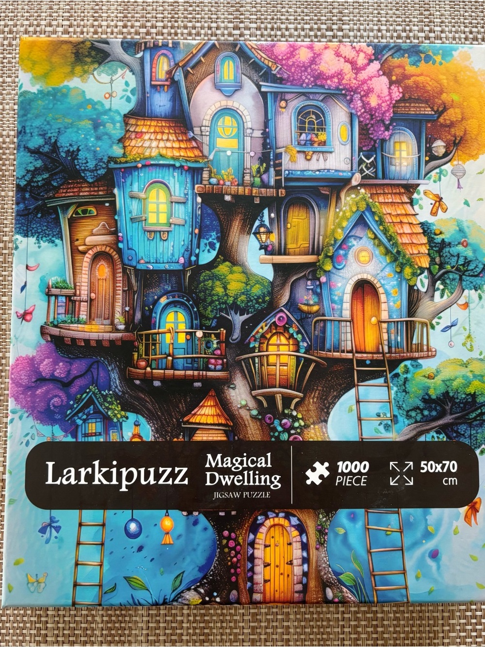 Larkipuzz Magical Dwelling 1,000 piece puzzle